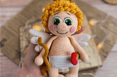 198 - Dia dos Namorados amigurumi - Cupido de Crochê - Receita de Crochê Passo a Passo Iniciante 1 (1)