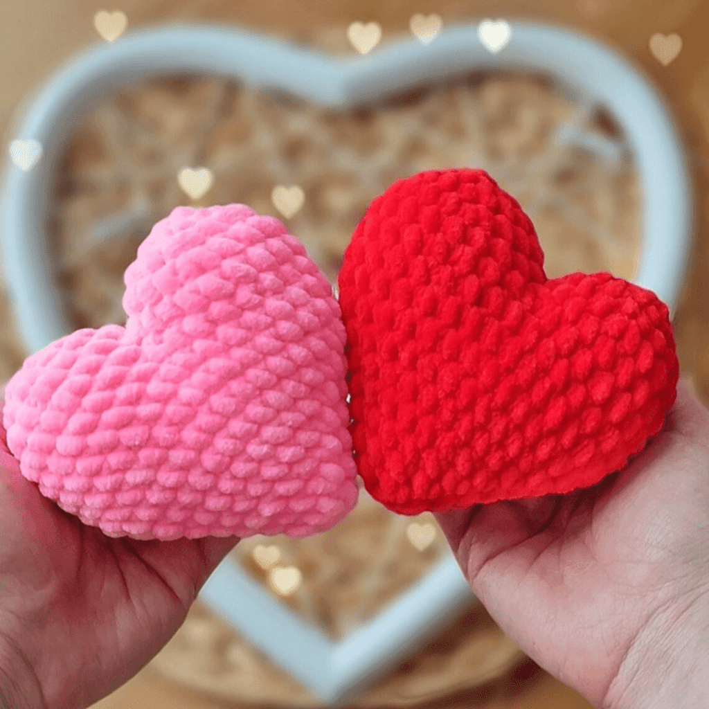 199 - Dia dos Namorados amigurumi - Coração de Crochê - Receita de Crochê Passo a Passo Iniciante 1 (1)