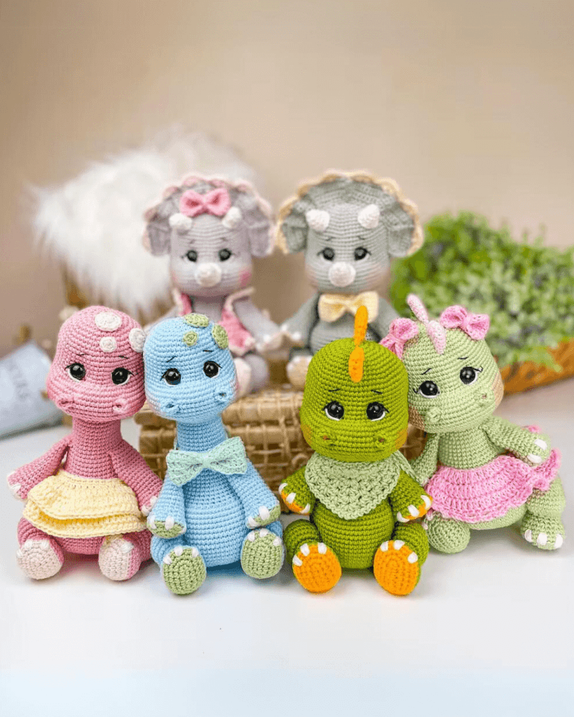 205 - Amigurumi dinossauro passo a passo - Receita de Crochê Passo a Passo Iniciante 1 (1)